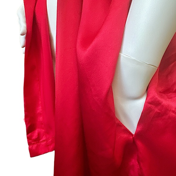 ! NO STRAP Victoria Secret satin Red Polyester Robe OS - Picture 5 of 5